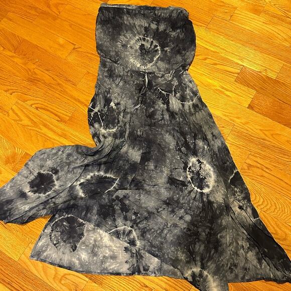 Olivaceous Dresses & Skirts - Olivaceous tie dye strapless drawstring waist dress size large